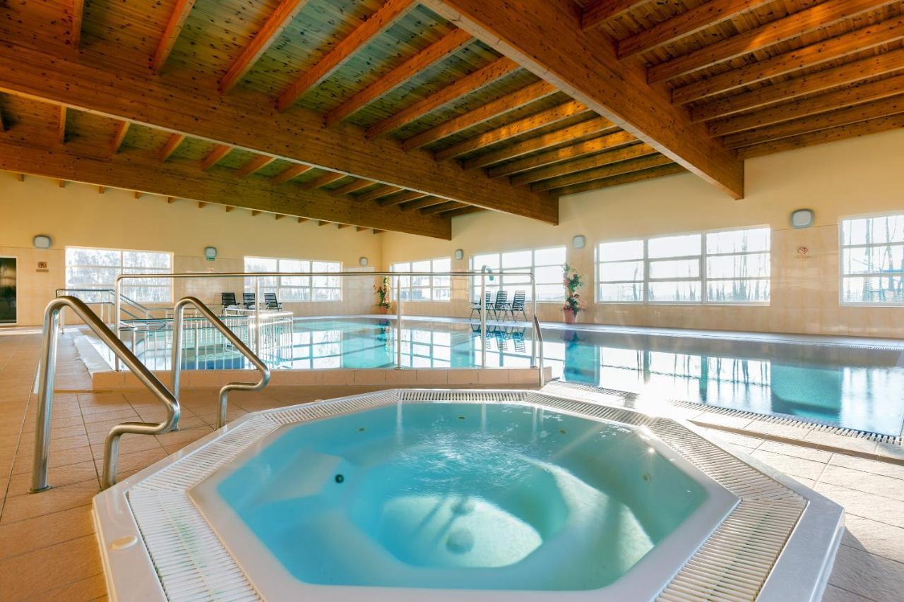 Bursztyn - Bernstein Spa & Wellness Домбки Екстериор снимка