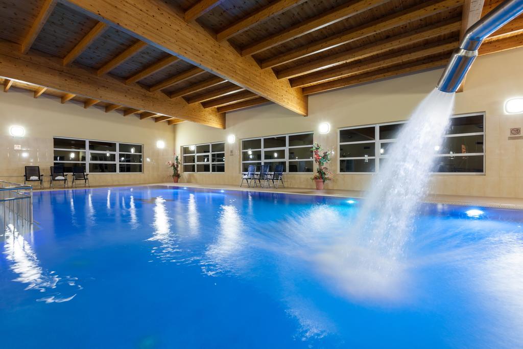 Bursztyn - Bernstein Spa & Wellness Домбки Екстериор снимка