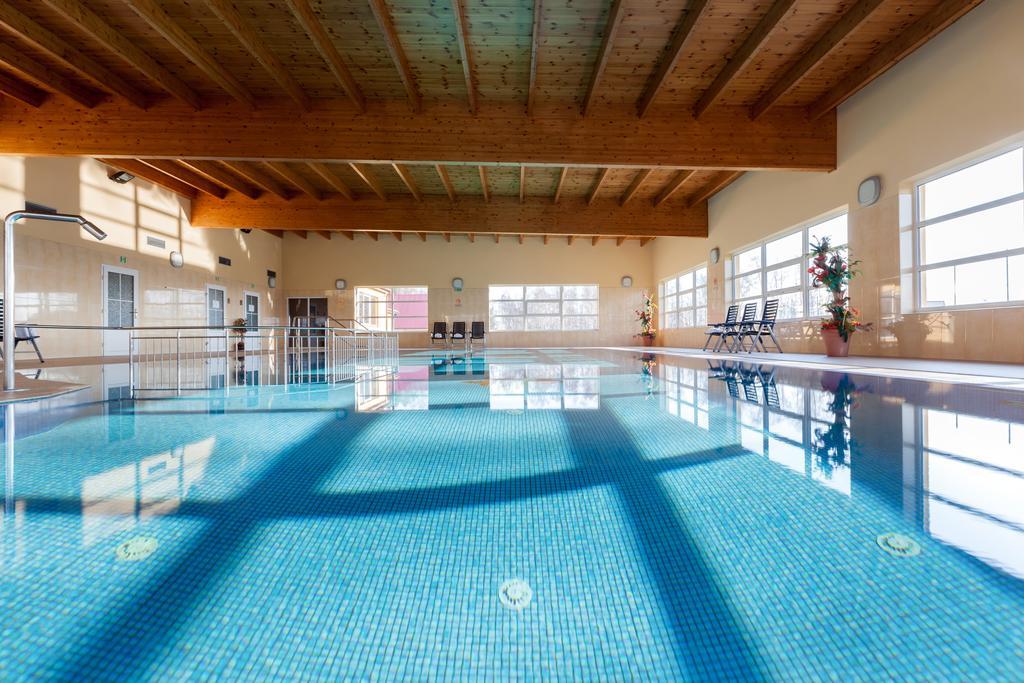 Bursztyn - Bernstein Spa & Wellness Домбки Стая снимка