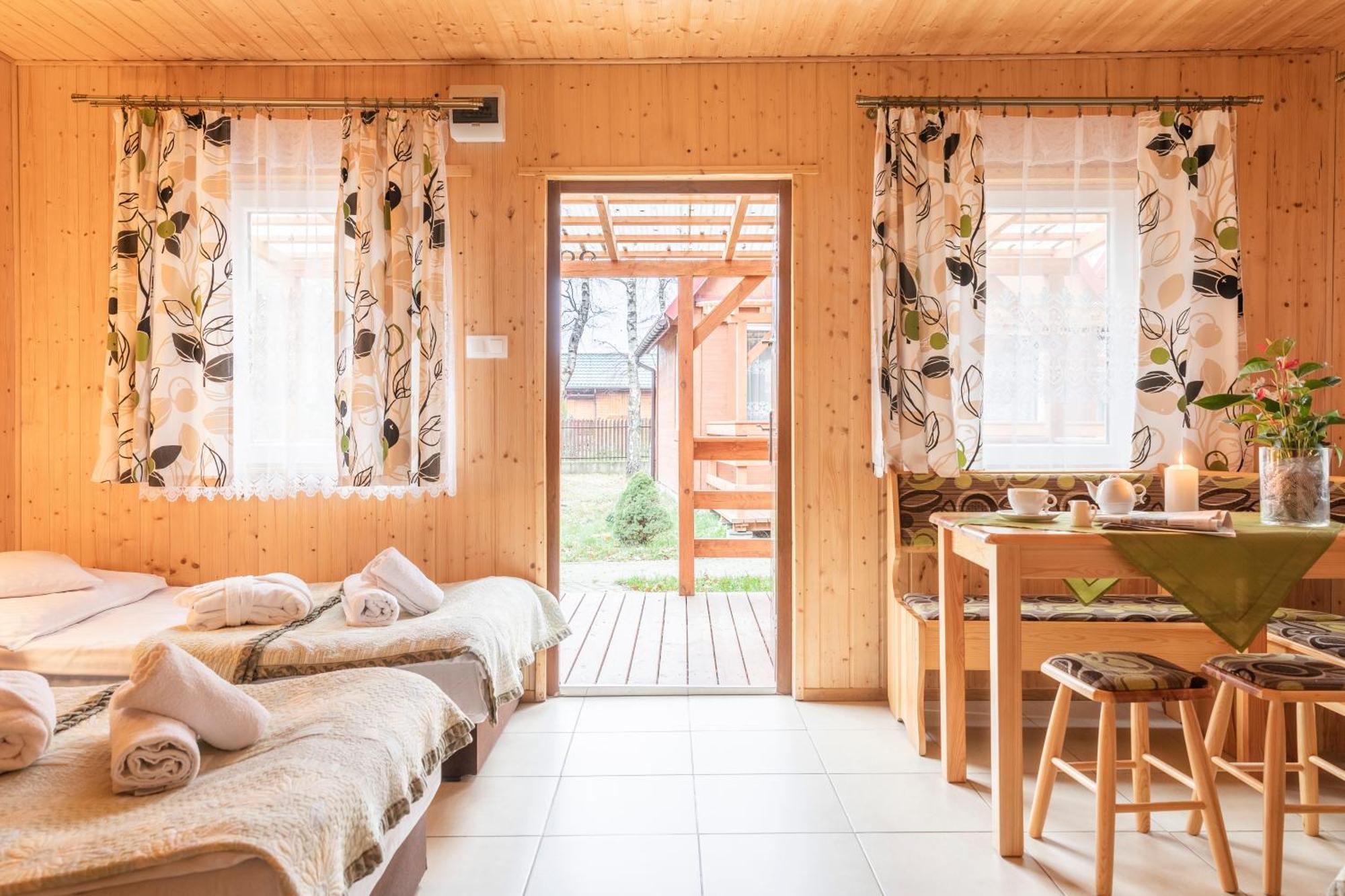 Bursztyn - Bernstein Spa & Wellness Домбки Стая снимка