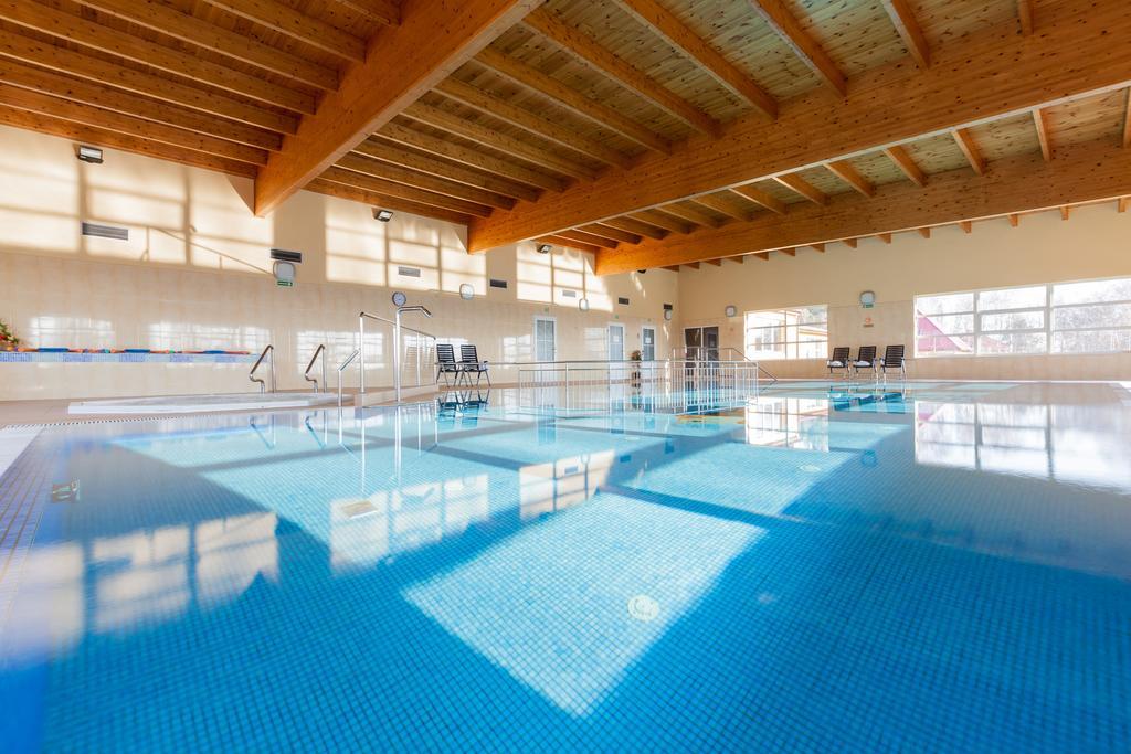 Bursztyn - Bernstein Spa & Wellness Домбки Екстериор снимка