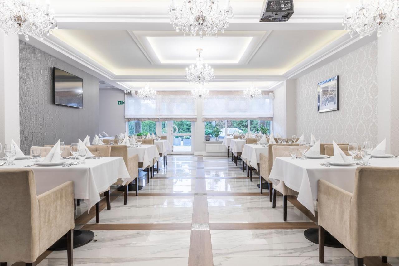 Bursztyn - Bernstein Spa & Wellness Домбки Екстериор снимка